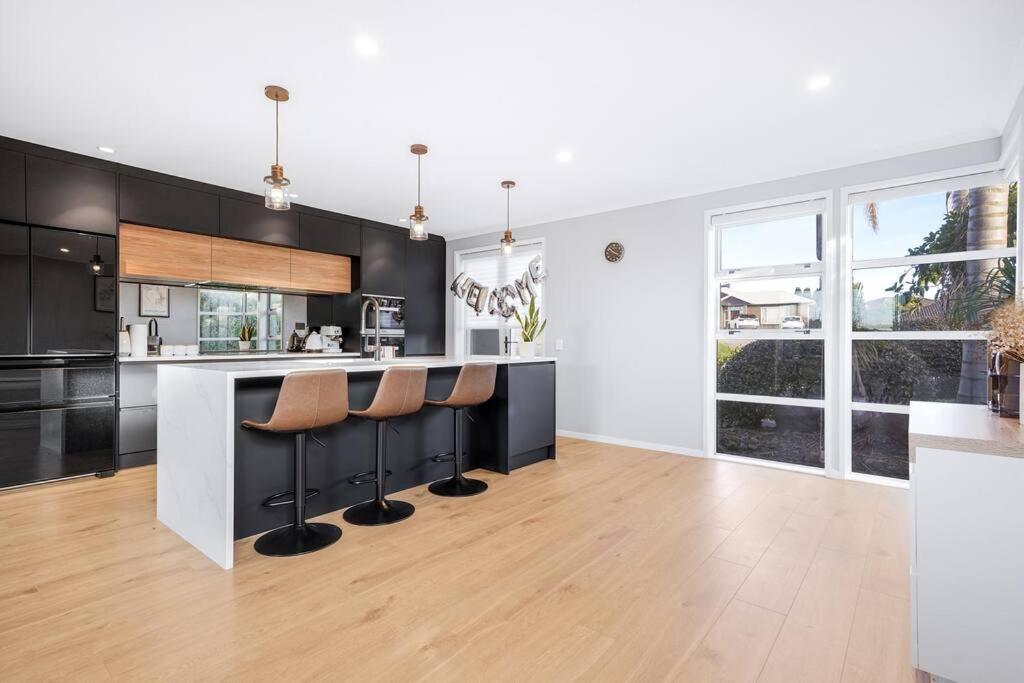 Stylish Warm House In North Hamilton Villa Bagian luar foto